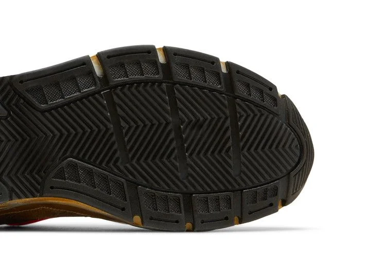 Krossovki-Golden-Goose-Dad-Star-Gold-4