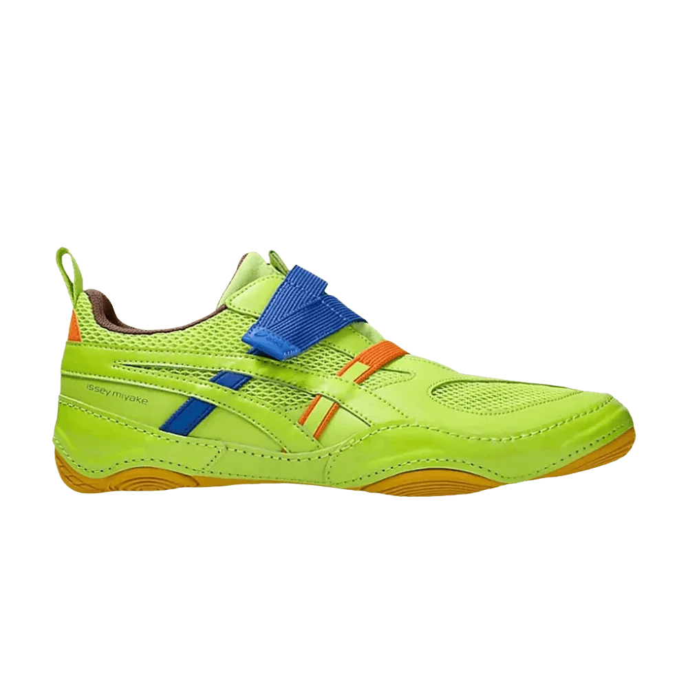 Krossovki-Issey-Miyake-x-ASICS-Hyper-Taping-Green