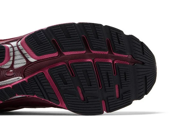 Krossovki-Kith-x-New-Balance-2011-Sakura-Flower-4