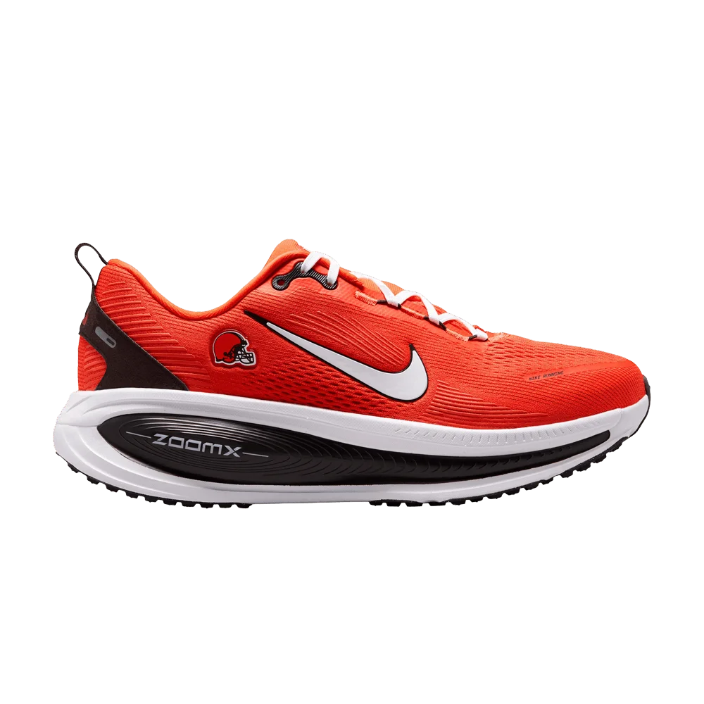 Krossovki-NFL-x-Nike-Vomero-18-Cleveland-Browns