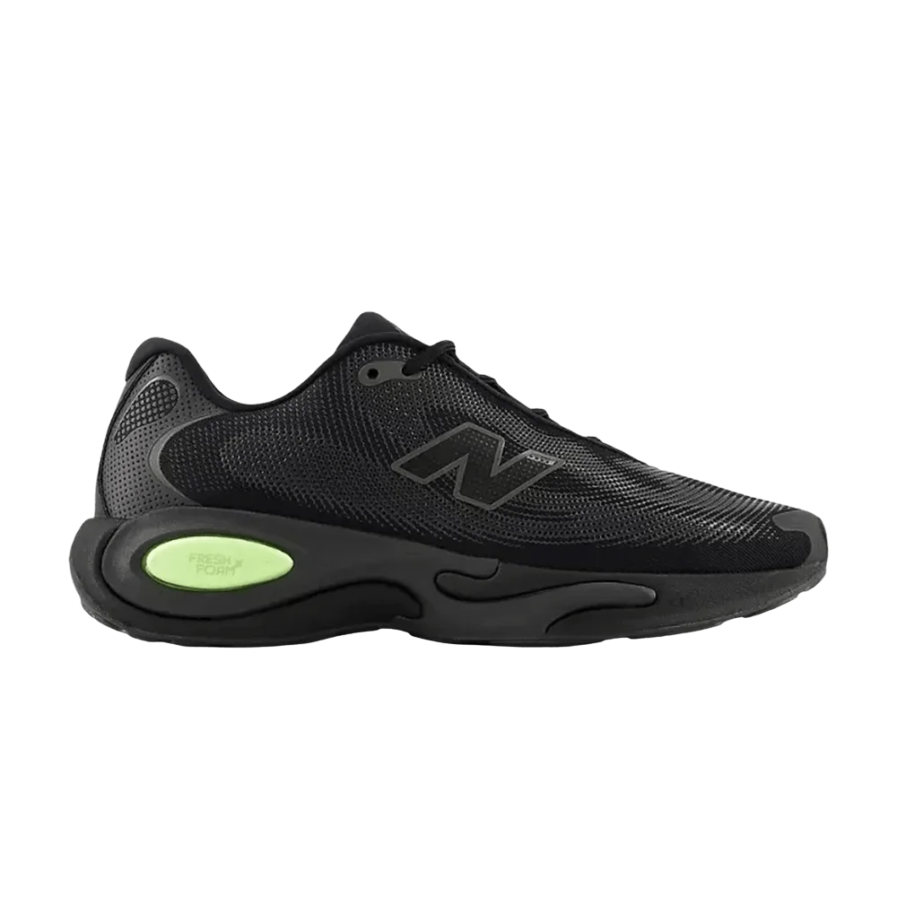 Krossovki-New-Balance-AC-Runner-Black-Afterglow
