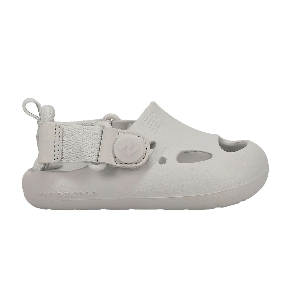 Krossovki-New-Balance-K8811-Sandal-Big-Kid-Grey-Matter
