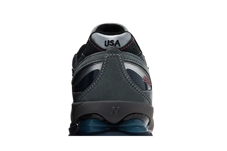 Krossovki-New-Balance-Made-in-USA-2040v5-Grey-Blue-6