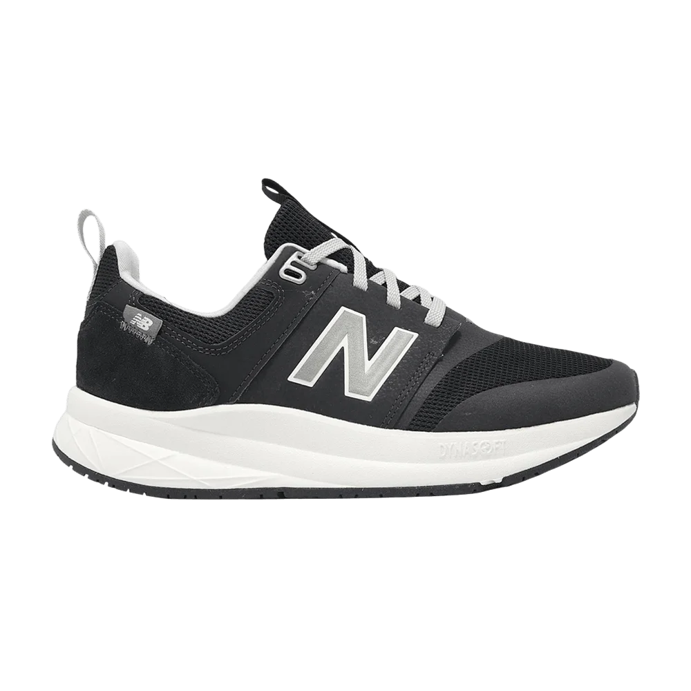 Krossovki-New-Balance-UA900-2E-Wide-Black-White