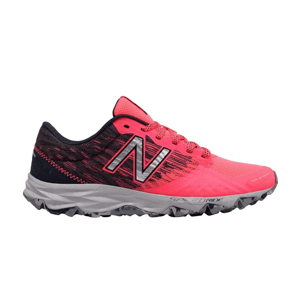 Krossovki-New-Balance-Wmns-690v2-Pink-Grey