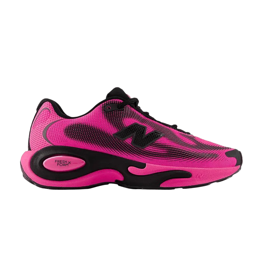 Krossovki-New-Balance-Wmns-AC-Runner-Pink-Heat-Black-1