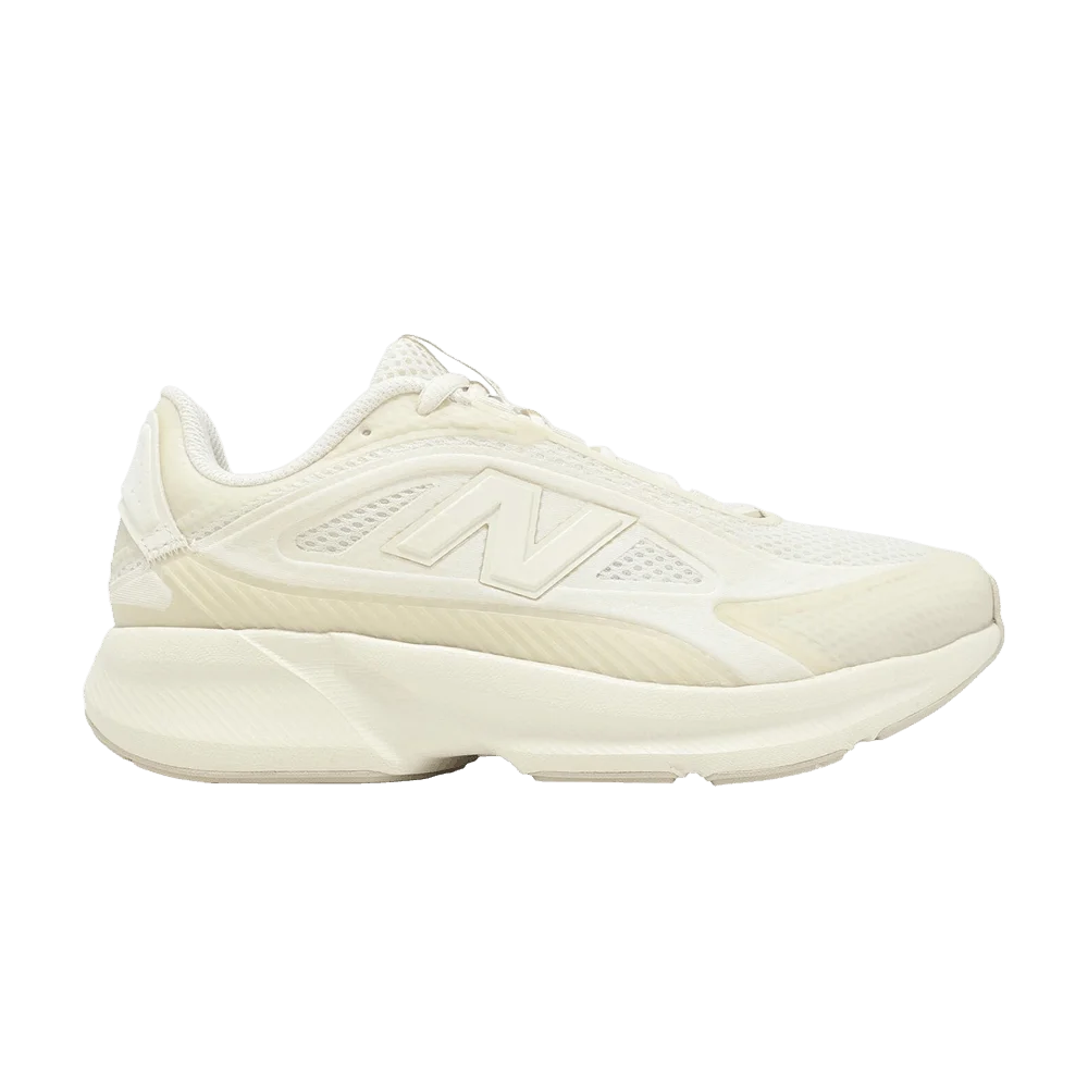 Krossovki-New-Balance-Wmns-CTLYST-v1-Wide-Beige