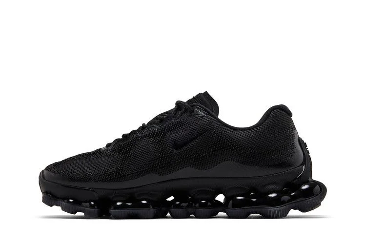 Krossovki-Nike-Air-Liquid-Max-Triple-Black-2