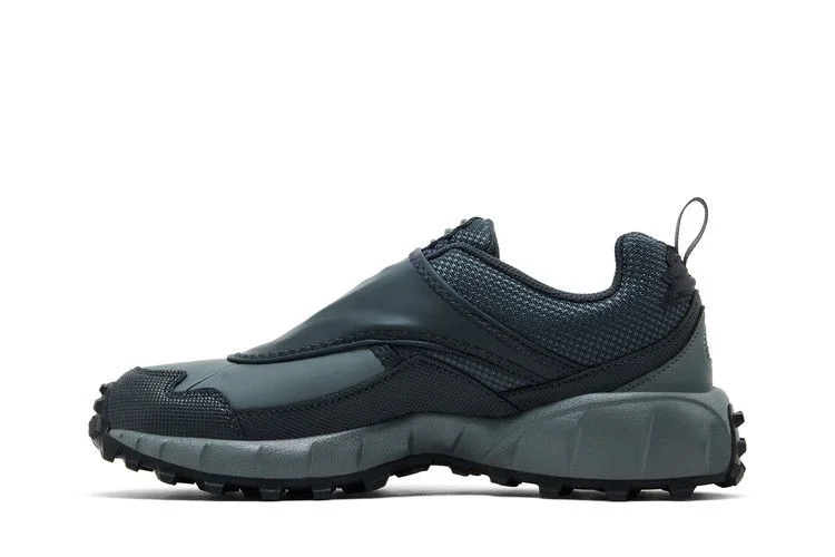 Krossovki-Nike-Air-Phassad-ACG-Anthracite-Iron-Grey-2