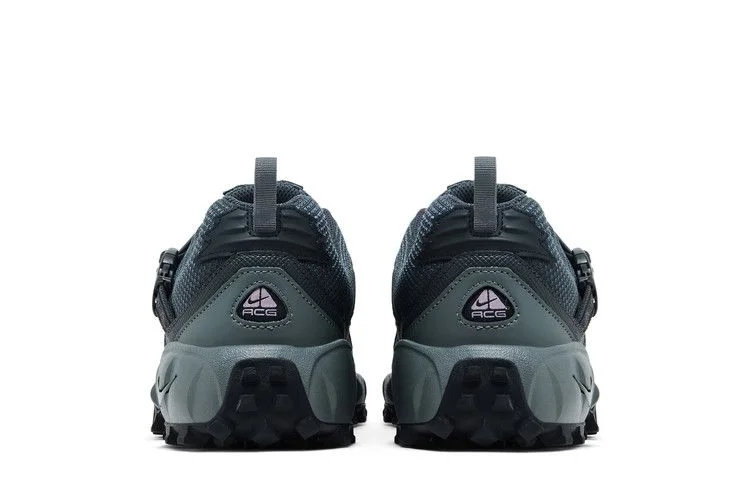 Krossovki-Nike-Air-Phassad-ACG-Anthracite-Iron-Grey-5