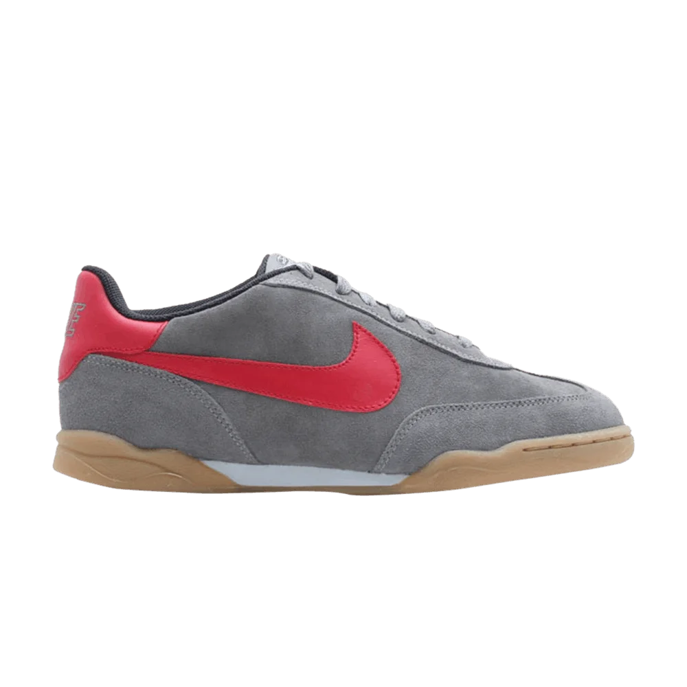 Krossovki-Nike-Air-Zoom-Fc-Chet-Childress