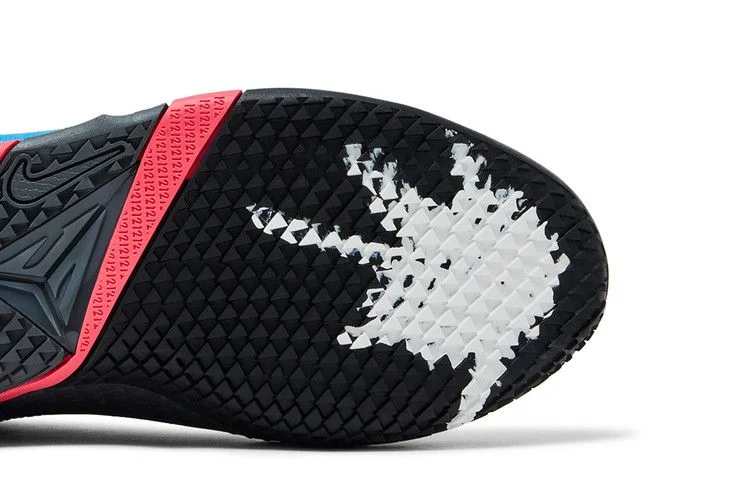 Krossovki-Nike-Ja-4-PE-NY-vs-NY-4