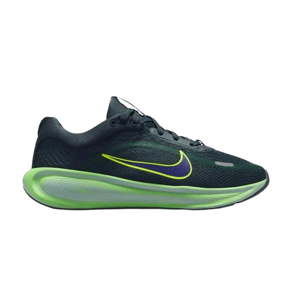 Krossovki-Nike-Stellar-Ride-GS-Seaweed-Sanded-Purple-Fir