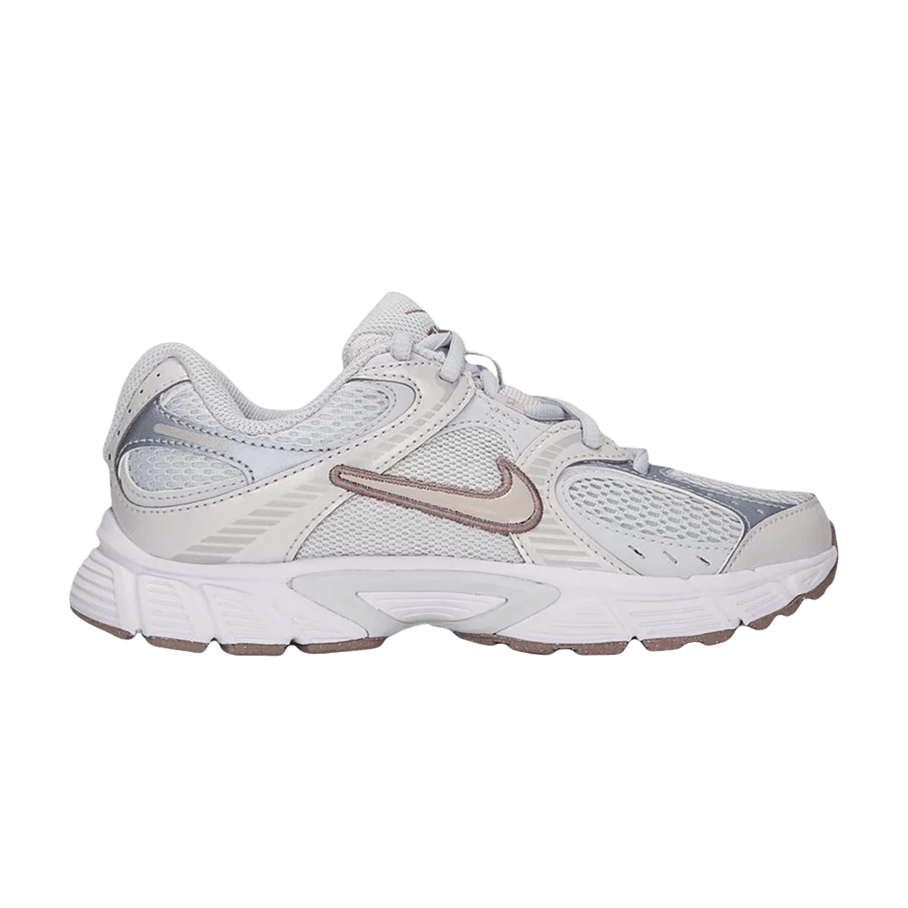 Кроссовки Nike V5 RNR GS 'Aura Moon Particle Platinum Tint'