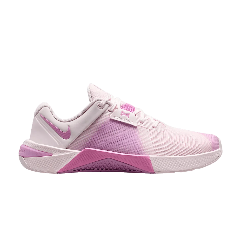 Krossovki-Nike-Wmns-Metcon-10-Pearl-Pink-Light-Magenta-Barely-Rose-Light-Magenta
