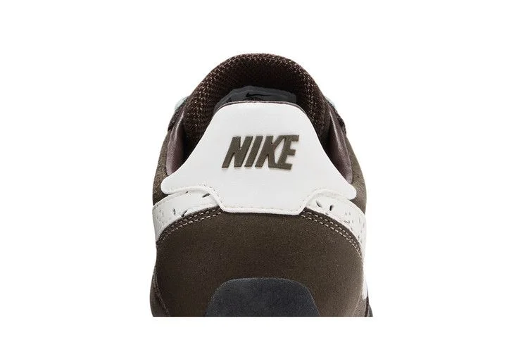 Krossovki-Nike-Wmns-Sprint-Sister-Ridgerock-6