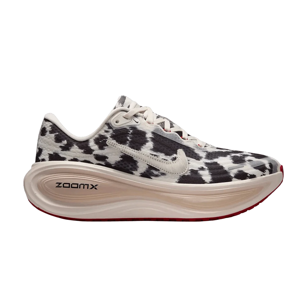 Krossovki-Nike-Wmns-Vomero-Plus-Cow-Print