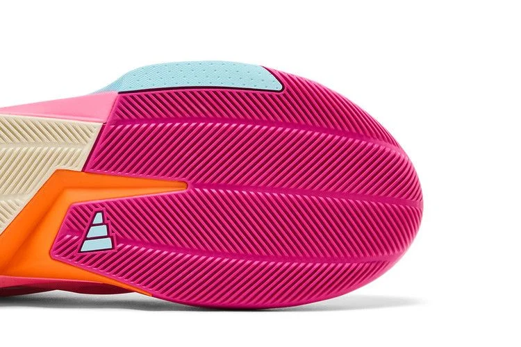 Krossovki-Sophie-Cunningham-x-adidas-Crazy-Energy-Pink-White-Blue-PE-4