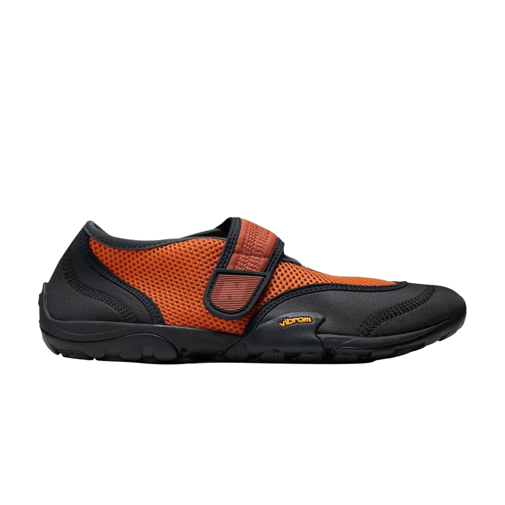 Krossovki-Tokyo-Design-Studio-x-New-Balance-MT2-Burnt-Orange