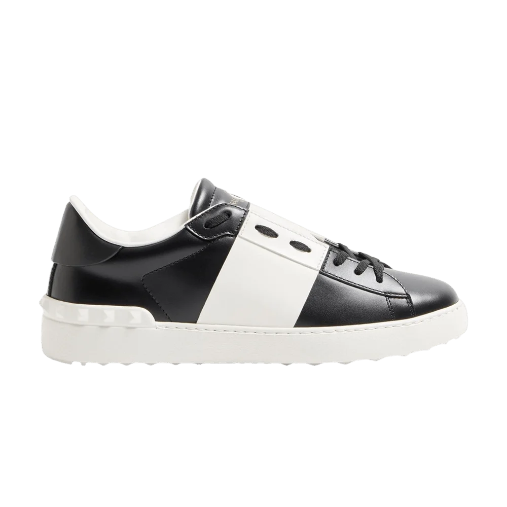Krossovki-Valentino-Garavani-Calfskin-Open-Sneaker-Black-White