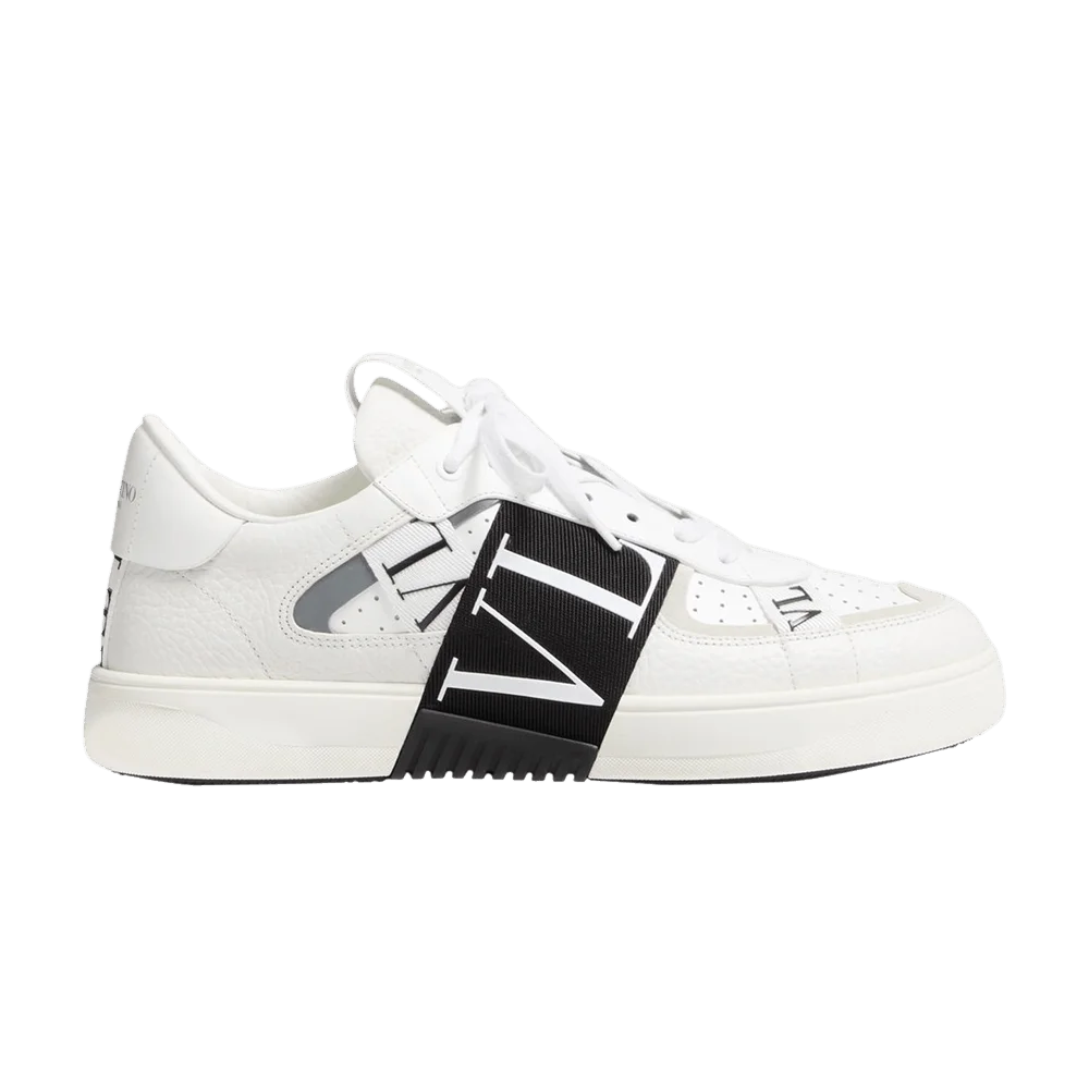 Krossovki-Valentino-Garavani-Calfskin-Vl7N-Sneaker-White