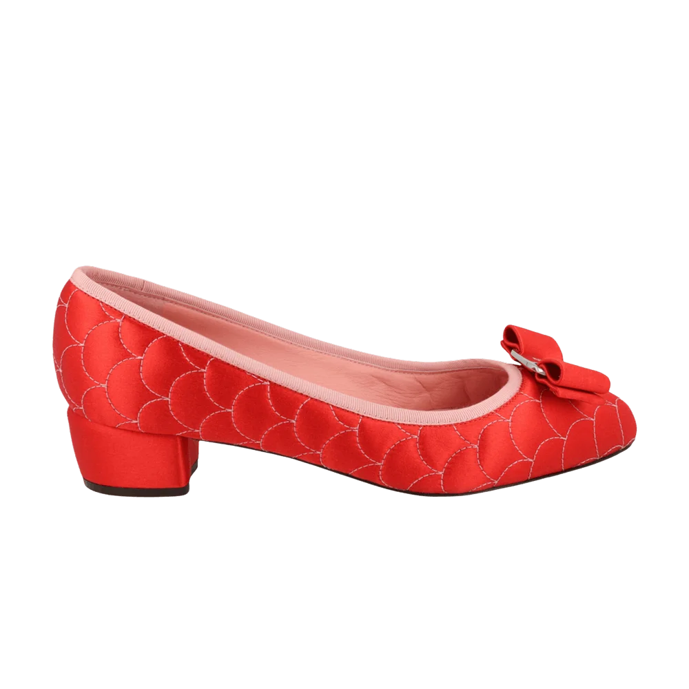 Krossovki-Wmns-Ferragamo-Vara-Bow-Satin-Pump-Orange-1