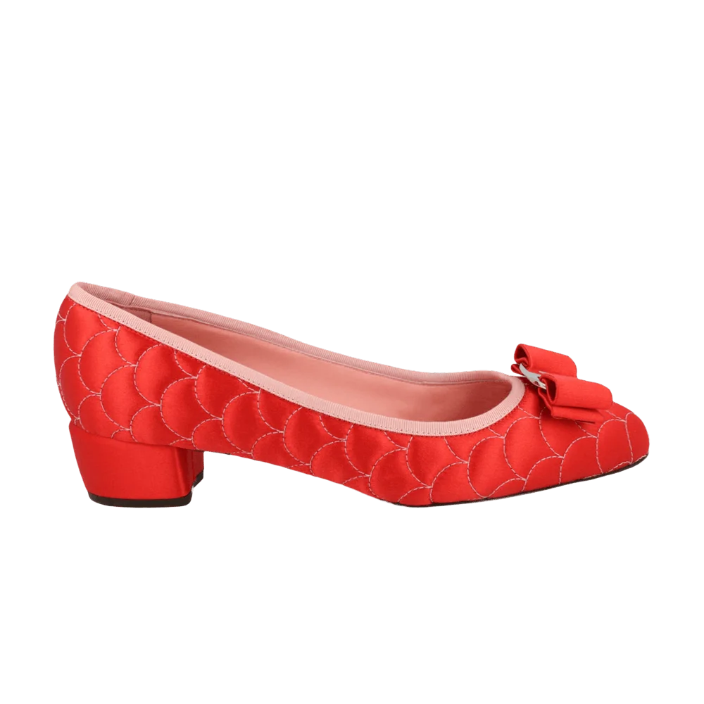 Krossovki-Wmns-Ferragamo-Vara-Bow-Satin-Pump-Orange