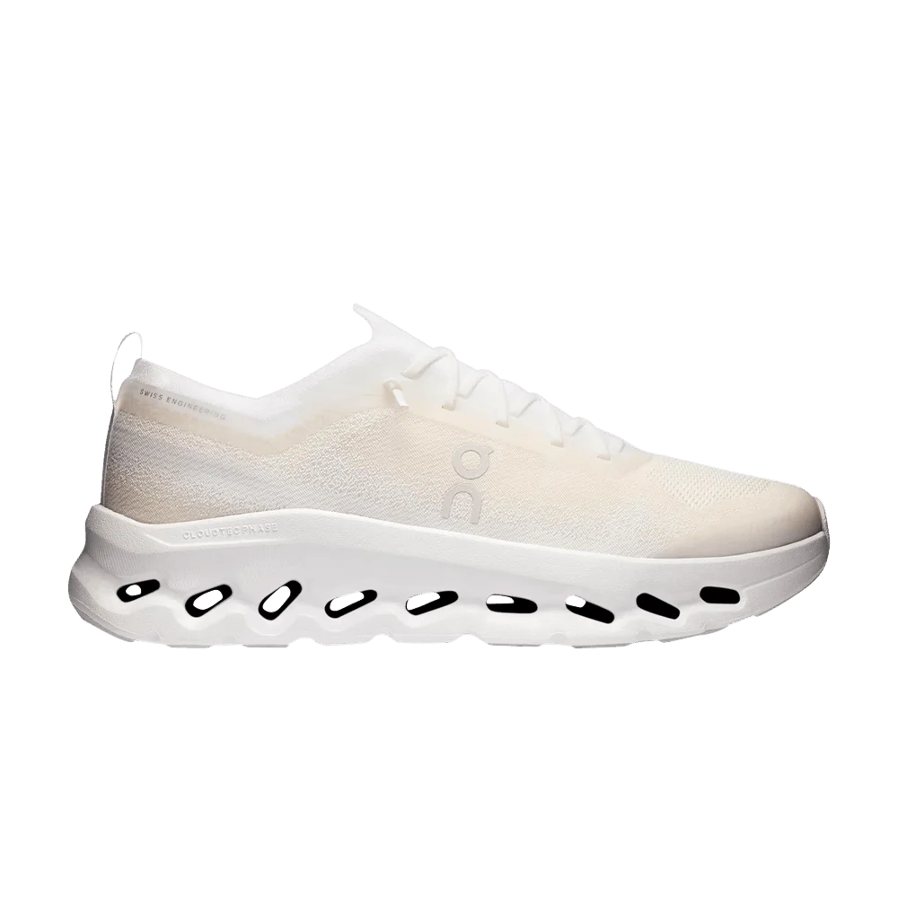 Krossovki-Zendaya-x-Cloudtilt-Moon-White-Frost