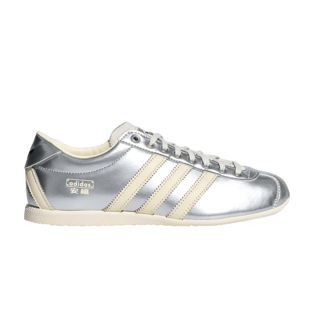 Krossovki-adidas-Wmns-Anfu-Silver-Metallic-Crew-White-Core-Black-