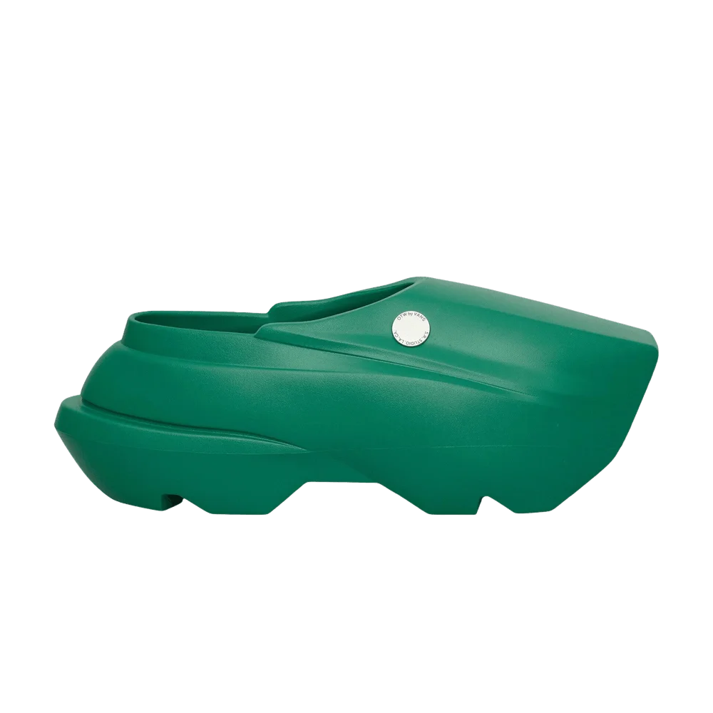 Sabo-S.R.-Studio.-LA.-CA.-x-Vans-Clogs-Green