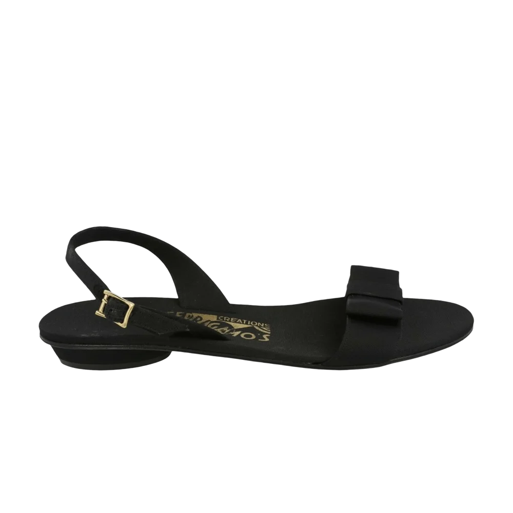 Sandalii-Ferragamo-Wmns-Capri-Sandal-Black