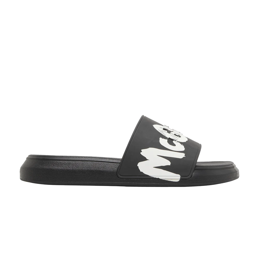 Tapochki-Alexander-McQueen-Rubber-Pool-Slide-Graffiti-Black