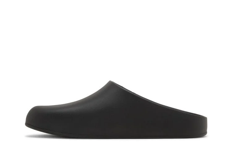 Tapochki-Balenciaga-Pool-Closed-Slide-Black-2