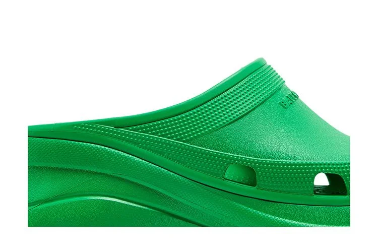Tapochki-Crocs-x-Balenciaga-Pool-Slide-Sandal-Green-1