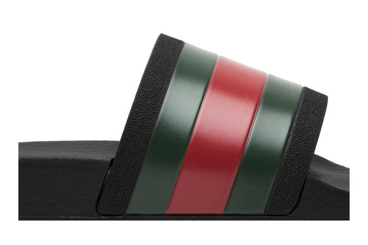 Tapochki-Gucci-Pursuit-72-Rubber-Slide-Black-1