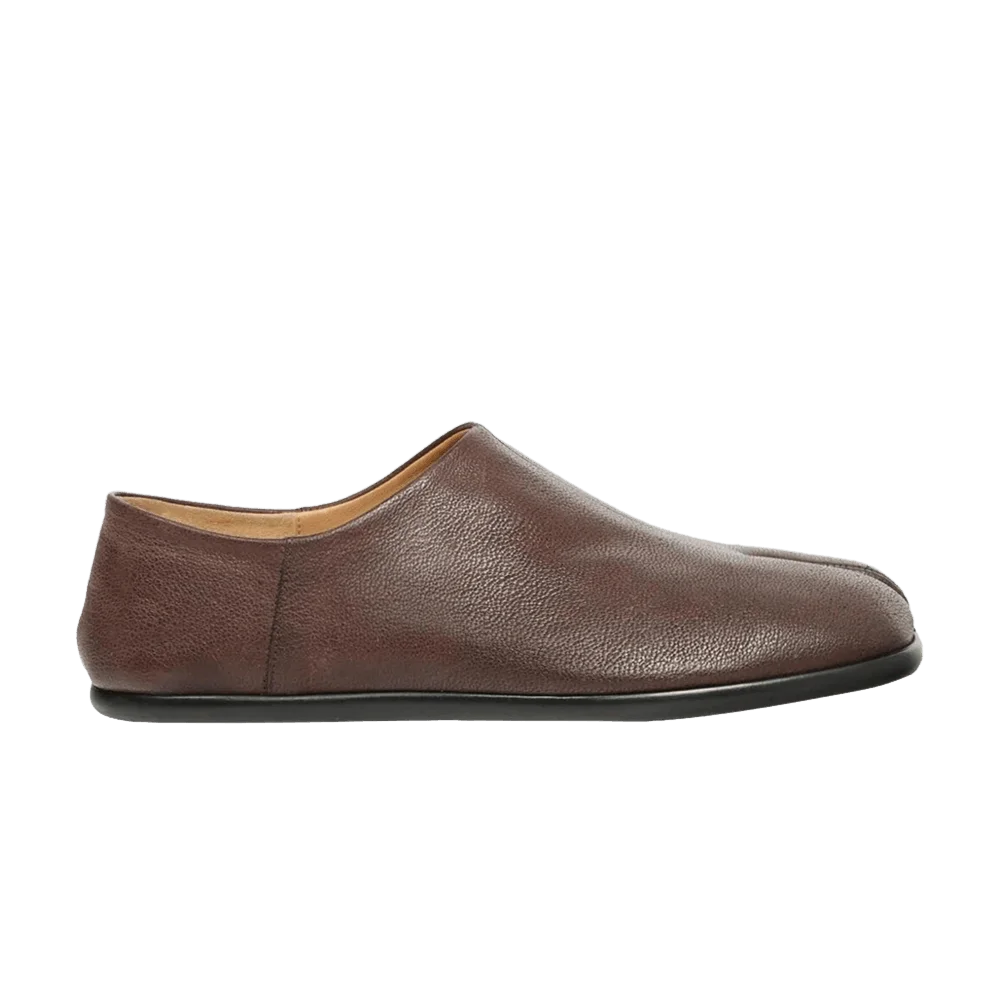Tapochki-Maison-Margiela-Tabi-Babouche-Moka