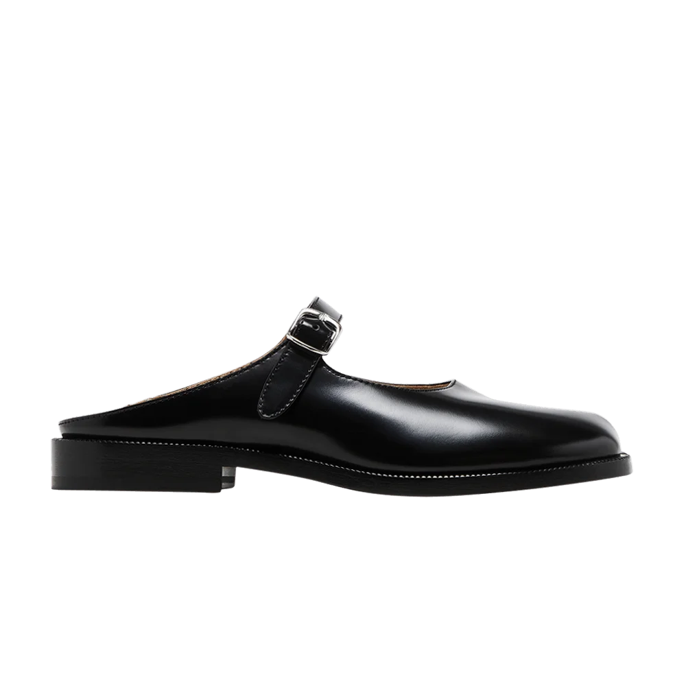 Tapochki-Maison-Margiela-Wmns-Tabi-City-Loafer-Buckled-Mule-Black