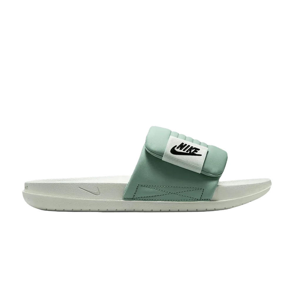 Tapochki-Nike-Wmns-Offcourt-Adjust-Slide-Green