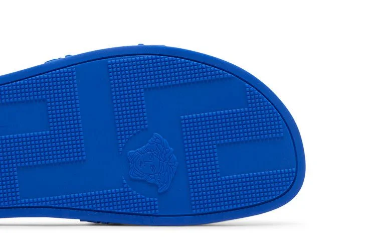 Tapochki-Versace-Palazzo-Medusa-Pool-Slide-Royal-Blue-4