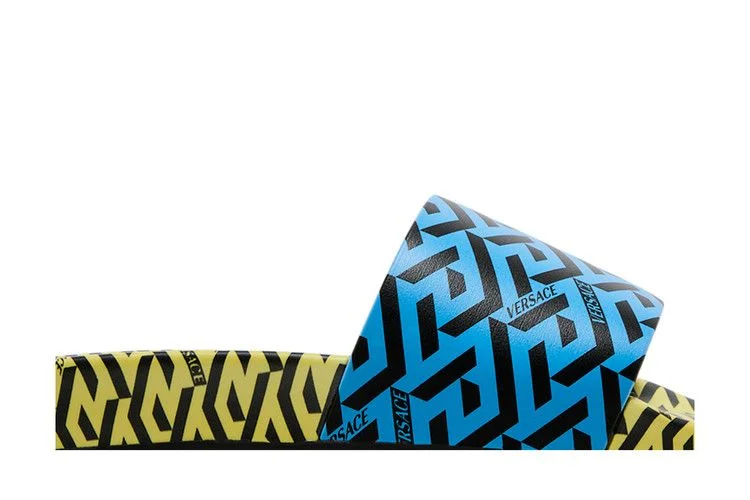 Tapochki-Versace-Palazzo-Pool-Slide-La-Greca-Pineapple-Sky-1