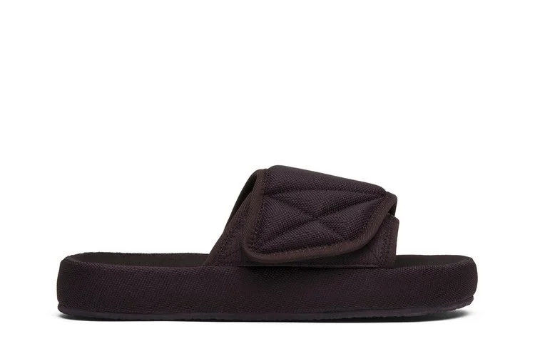 Tapochki-Yeezy-Season-6-Nylon-Slipper-Oxblood-2