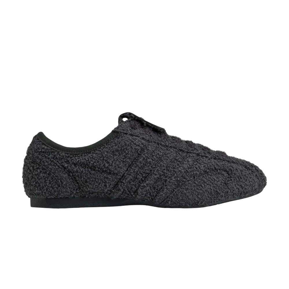 Krossovki-Stella-Mccartney-x-adidas-Wmns-76-Triple-Carbon-