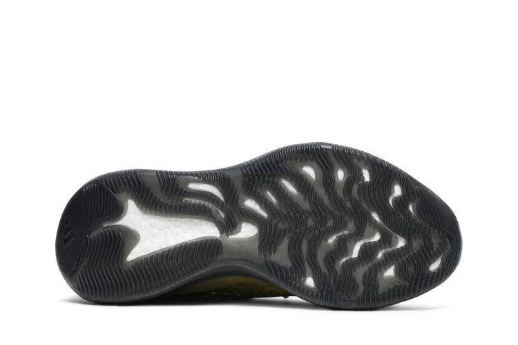 Krossovki-adidas-Yeezy-Boost-380-Hylte-3